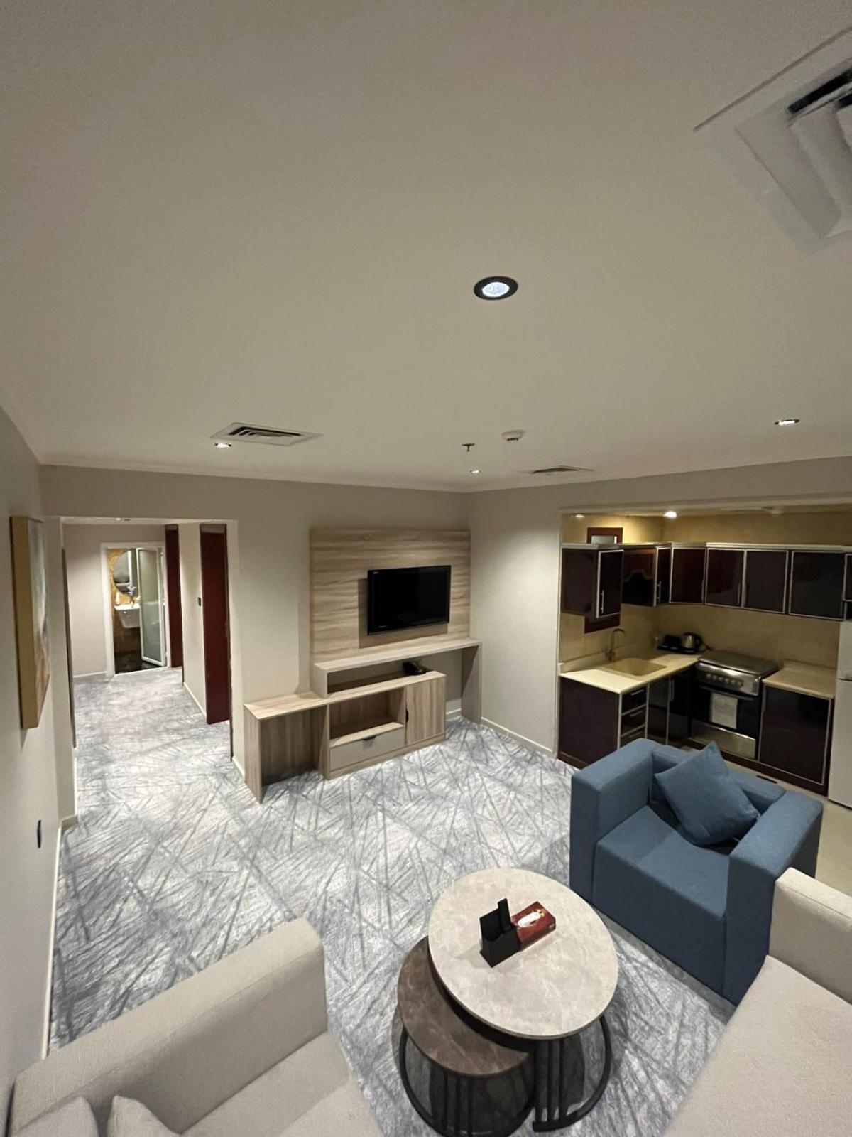 Park Hotel *